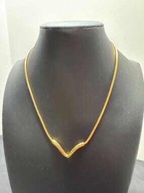 Trifari Gold-Tone Snake Chain Necklace With V-Shaped Pendant 17”